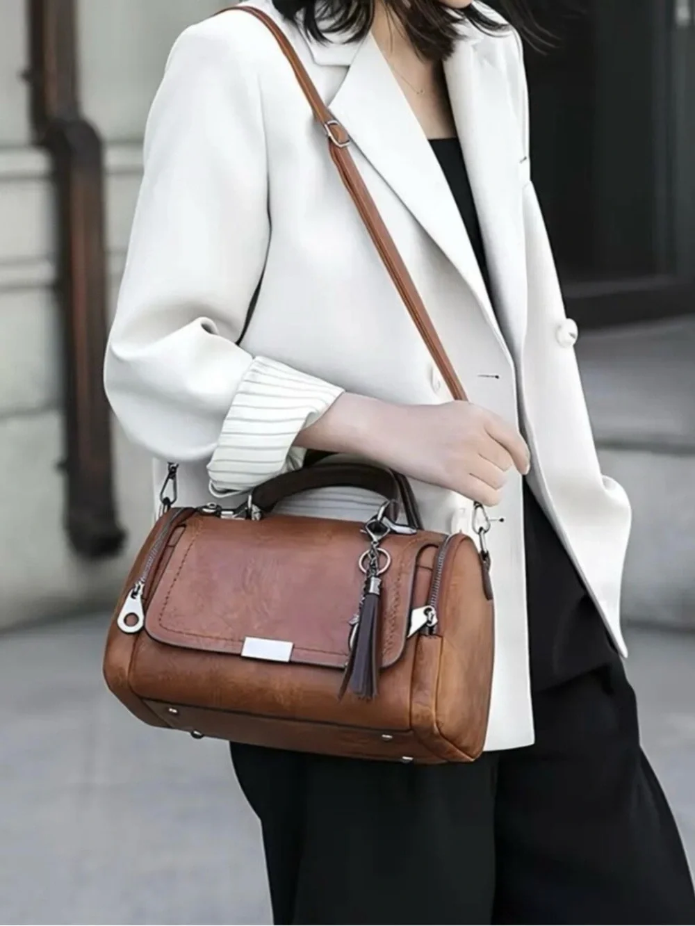 Satchel Classic Women’s Handbag in Coffee Brown